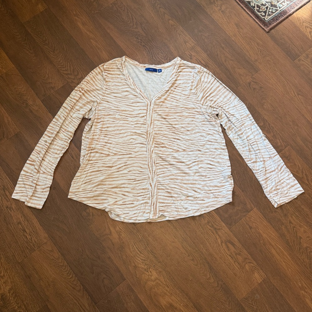 Apt. 9 Cream Long Sleeve Blouse